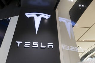 Stock split behavior confuses billionaire and analysts