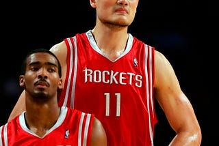 Pioneer profiles: Yao Ming: The Superhuman Success Story