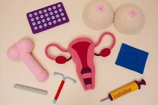Using knitted props to talk about bodies and contraception
