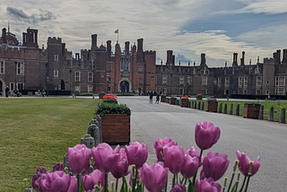 Everything I Learned After Visiting Hampton Court Palace for a Day