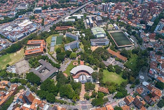 UPB y ZEROCO2 firman acuerdo de colaboración