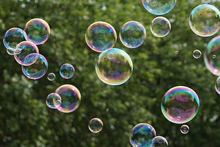 BubbleSort: An app to help us break our own bubbles