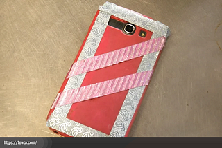 How to Decorate Your Cell Phone