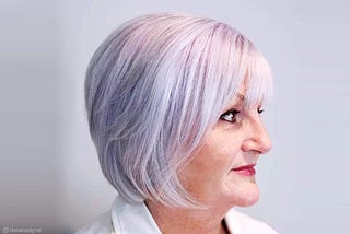 Some Hairstyle Mistakes That Every Woman over 50 Should Avoid