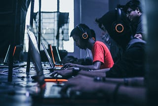 4 tips how to discuss tactics and moves in a shooting esport