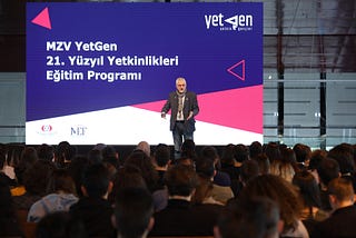 Dünyayı Anlama Yolundaki İlk Adım: Erhan Erkut ile YetGen’de Yetkinlik ve Farkındalık Eğitimleri