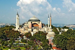 Istanbul Travel Guide and Things to Do: 9 Must-Do Highlights