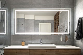 5 Benefits of An LED Bathroom Mirror