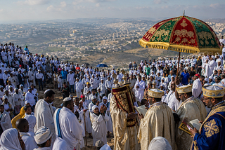 AI image of Ethiopian Jews ascending a mountain to celebrate Sigd holiday