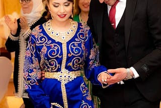 Accessorizing a Royal Blue Dress for a Wedding: Tips for a Stunning Look