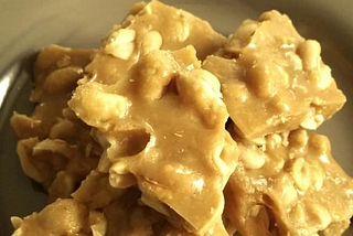 Quick and Easy Peanut Brittle — Peanut Dessert