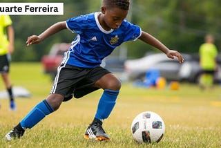 Desenvolvimento do futebol juvenil: caminhos para se tornar um jogador profissional