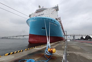 マースクの新造グリーンメタノールコンテナ船、内部の一般公開行ってきた。こんな大サービス、マースクに感謝しかない