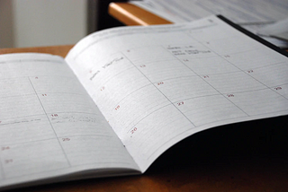 THREE MAJOR TIPS TO ORGANIZE YOUR WORK MORE EFFICIENTLY AND NOT WASTE TIME