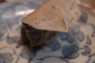 10 Uses of Used Tea Bags That You May Not Know About