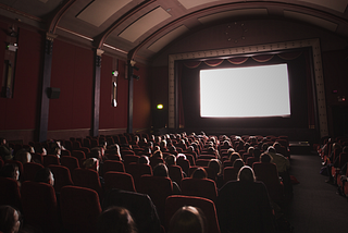 The Future Is Now: 6 Key Trends That Will Transform the Cinema Industry in 2023