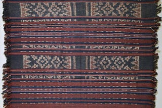 This Ata Diken should return to its Tana Ekan | Research and reflection on the V&A Museum Archive