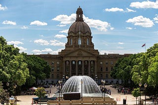 Optimistically Backwards: A conversation about Alberta’s Latest Budget and the Price of Oil