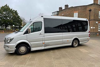 Booking London Minibus Hire For School Trips