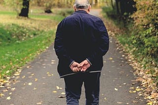 Questioning the role of memory in perpetuating the self