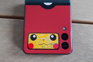 I caught a Pikachu in my Samsung Galaxy Z Flip 3 Pokéball and so can you :D