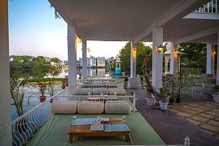 Best Lake View Family Restaurants In Udaipur