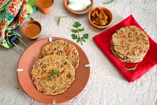 Famous & Mouth-Watering Meals of The Day in Bikaner Bites