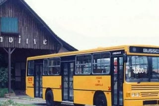 Seria o amarelo dos ônibus de Joinville um patrimônio imaterial da cidade?