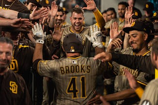 FriarNotes: Sheets, Brooks, Machado, Arraez provide offense Tuesday in LA; Notes on Vasquez…