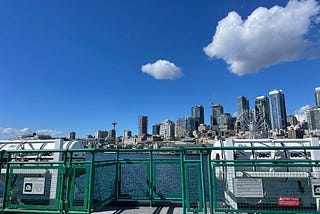 An image of the Seattle skyline from the Bainbridge Island ferry.