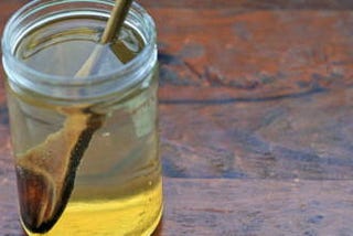 HOW DRINKING HONEY WATER DAILY CHANGES YOU