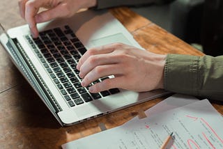 Simple Proficient Guide For Aspiring Professional Writers.