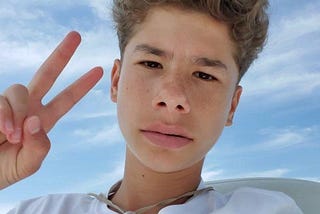 Meet Lisson Tchistiakov- The 16-Year-Old Viral Social media Influencer