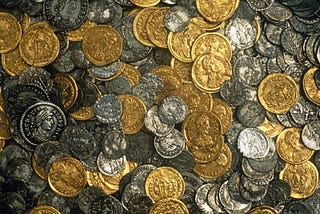 Hoxne Hoard: Roman Gold and Silver Found in Britain