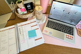 Ditch the Classroom and Shine as an Educational Consultant in 7 Easy Steps