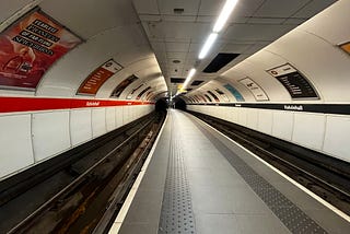 只有十五個車站的全球第三老地鐵 Glasgow Subway