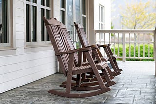 5 Things to Consider Before You Buy a Rocking Chair