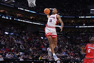 Keshad Johnson dunking in game against Dayton 78–68 PC: University of Arizona