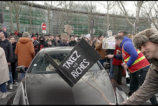 “We must bring Macron down” 2023