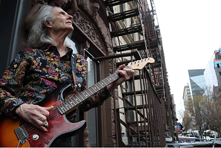 Lenny Kaye Steps Out from the Shadows
