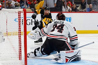 Petr Mrazek, Fourth Line, shutdown Pittsburgh Penguins in season-opening win