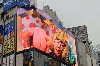 Louis Vuitton’s 3D ad in collaboration with contemporary Japanese artist Yayoi Kusama