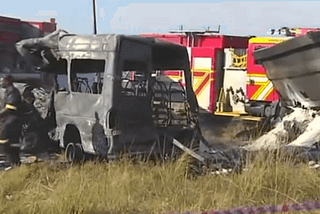 Tragic Minibus Accident Claims Twelve Schoolchildren in South Africa