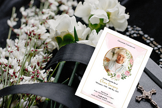 How to create a funeral Order of Service — A Loving Tribute