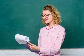 How to Write a Cover Letter and Resume for a Teacher Assistant?