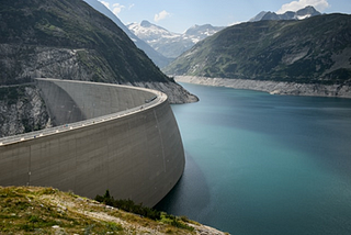 Image of large dam, used to illustrate post