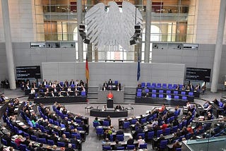Bundestag elections: disinformation campaigns and fake news — a threat to democracy in Germany