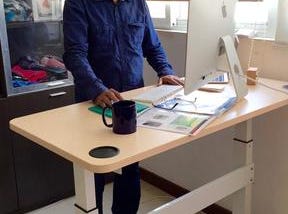 How a Sit-Stand Desk Helped Me Lose Weight