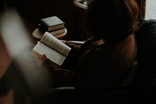 Reclaiming Focus: The Necessity of Deep Reading