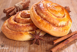 Copycat Knaus Berry Farm Cinnamon Rolls You Can Make at Home